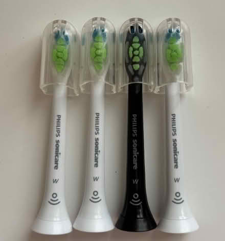 Photo of free 4 Philips Sonicare Toothbrush Heads (Langham NR25) #1