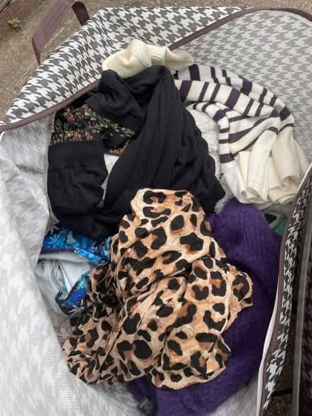 Photo of free lots of car boot items (ST7) #2