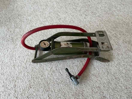 Photo of free Tire foot pump (Crowborough TN6 Pleasant View) #1