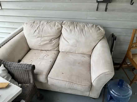 Photo of free Porch loveseat (Downtown Iithaca) #1