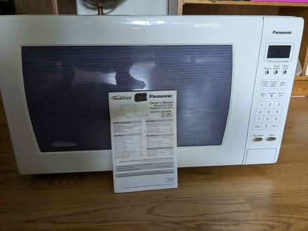 Photo of free White microwave (Lawrenceville (near CHHS)) #1