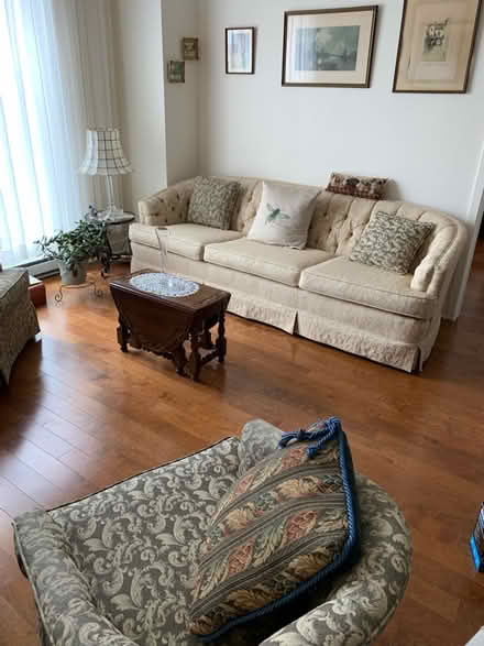 Photo of free 7ft (seven foot)couch (Montreal east) #1