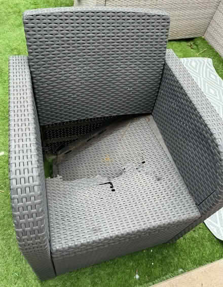 Photo of free Rattan chair (S8) #1