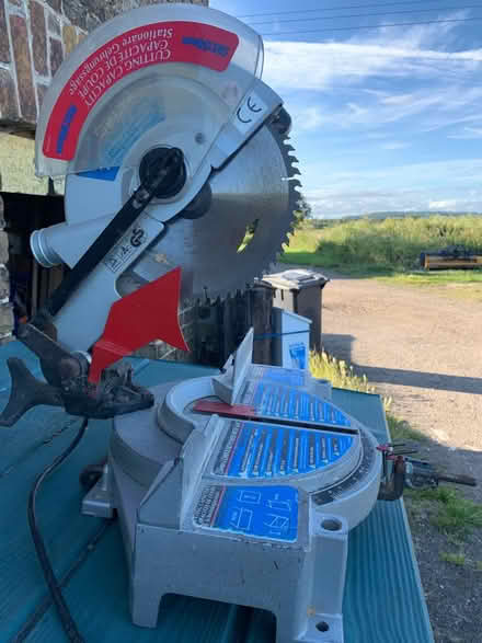 Photo of free Delta compound mitre saw UK plug (Laindon) #2