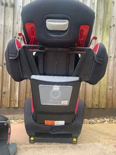 Photo of free Kiddy car seat- 15 to 36 kgs (Northchurch HP4) #4