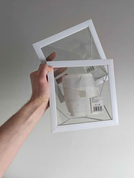 Photo of free 2 Photo frames 13x13cn (PR9) #1