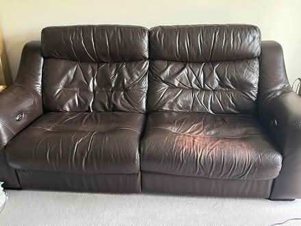 Photo of free Sofa (Winchmore Hill N21) #1