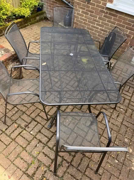 Photo of free Garden table & 6 chairs (Waterside HP5) #1
