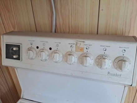 Photo of free Old electric cooker (Weybridge, KT13) #1