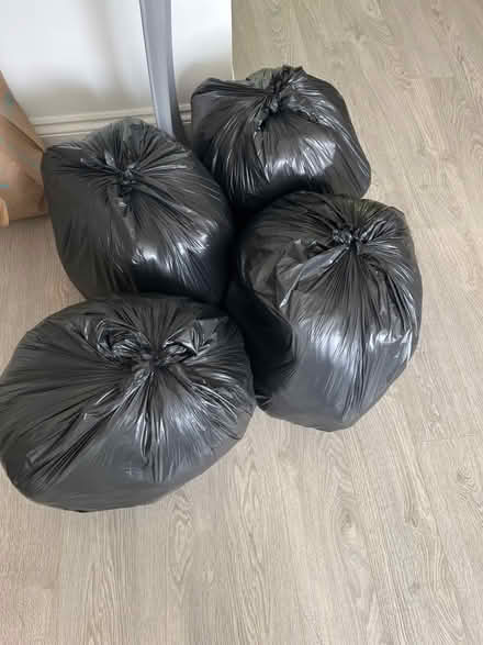 Photo of free Double bedding (Old Woking GU22) #1