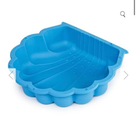 Photo of Hard plastic paddling pool (Conisbrough DN12) #1