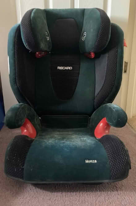 Photo of free Car seat (Motspur Park KT3) #1