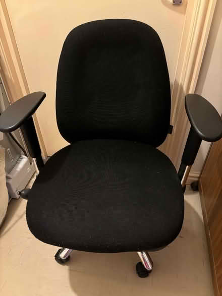 Photo of free Chair (Ravenscourt Park W6) #1