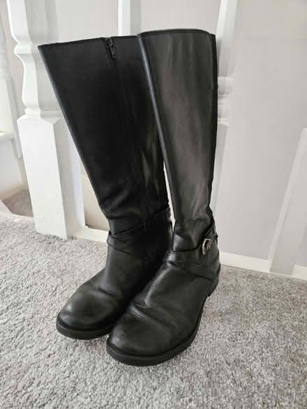 Photo of free Ladies boots (BR5) #1