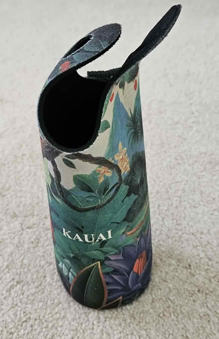 Photo of free Foam bottle holder good condition (south los altos) #1