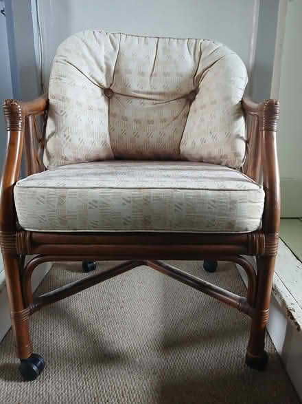 Photo of free Wicker framed chair with cushions (Central Chichester) #1