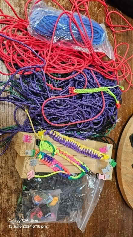 Photo of free Paracord bracelet making equipment (Woodseats S8) #1