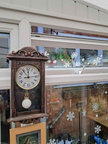 Photo of free Wall clock (EX2 hamilton avenue.) #1