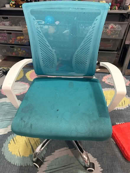 Photo of free Teal fabric chair (Woodfield Rd &Airpark Rd) #1