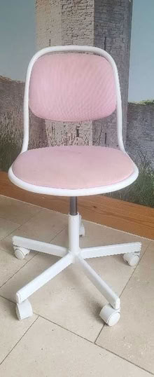 Photo of free child chair (IP4) #1