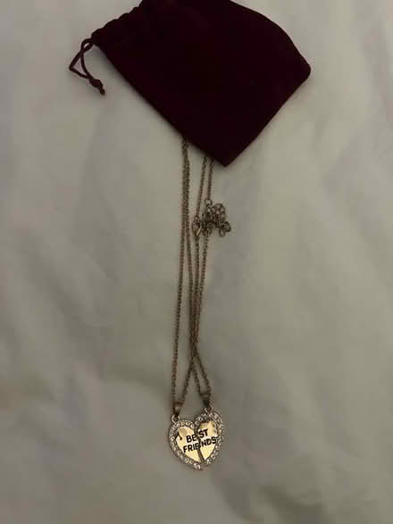Photo of free New Best Friends Necklace (Bloomsbury -WC1N) #2