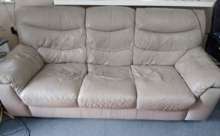Photo of free Leather sofa (Lower Bevendean BN2) #3