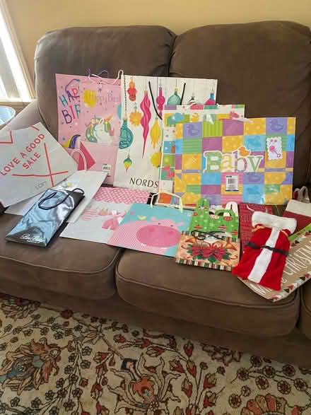 Photo of free Gift Bags (Carson 90745) #1