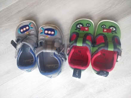 Photo of free 12-18 month clothes and shoes (Cranfield MK43) #2