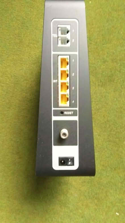 Photo of free V Media Router Hub 3 (Highams Park) #1