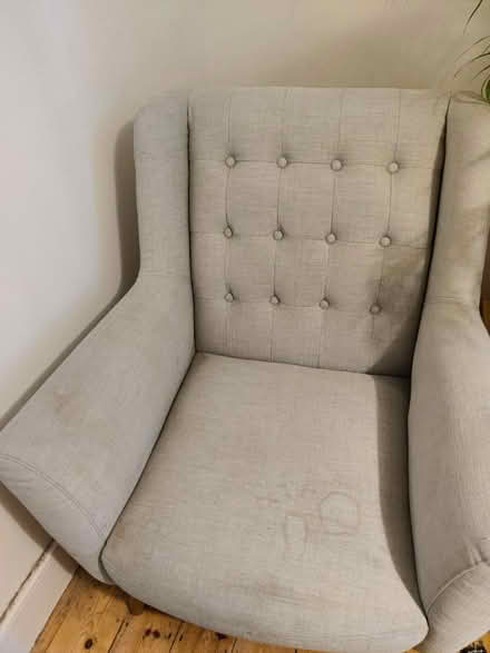 Photo of free Armchair (with removable legs) (SW17) #1