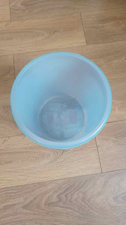 Photo of free Plastic bin (St Albans AL3) #2