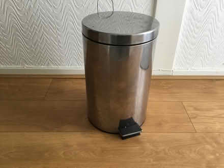 Photo of free Pedal bin (Stevenage, pin green SG1) #1
