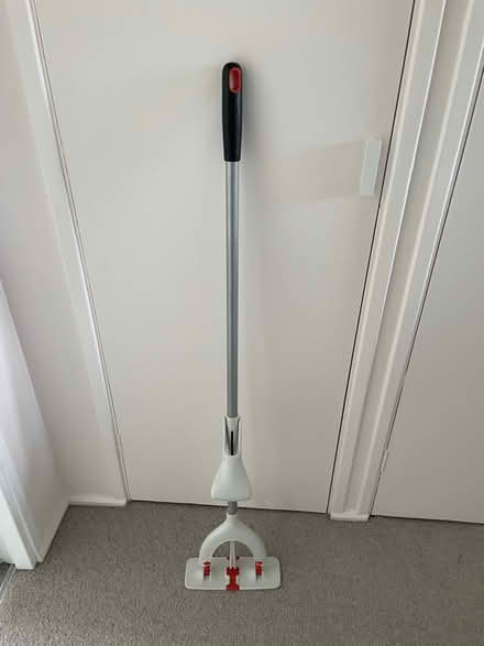 Photo of free OXO mop head - no mop pad (SW9) #1