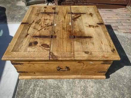 Photo of free Storage/coffee table (Dacula) #2