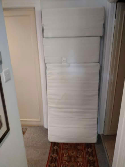 Photo of free Extendable single matress (belmont sutton SM2) #1