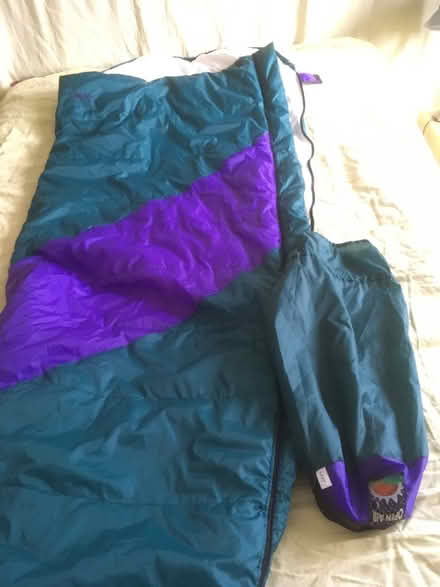 Photo of free Sleeping bag (Jennyfields HG3) #1