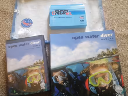 Photo of free PADI diving kit (Monimail KY15) #1