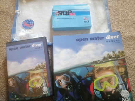 Photo of free PADI diving kit (Monimail KY15) #1