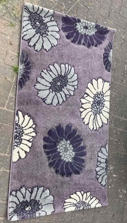 Photo of free Carpet Runner 160cm x 80cm Purple Flowers (Kenilworth CV8) #1