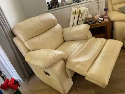 Photo of free Leather Reclining Chair (windsor-maidenhead-freegle CGA SL6) #1