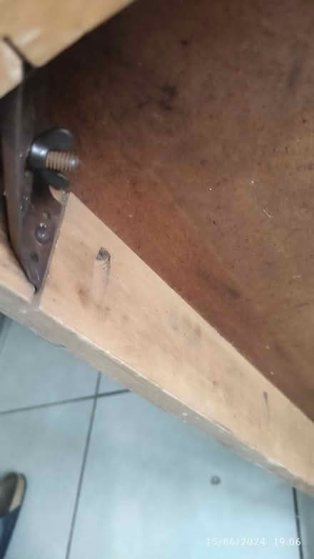 Photo of free Small dining table (SE19) #3