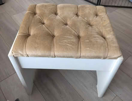 Photo of free Dressing table stool (Chessington KT9) #1