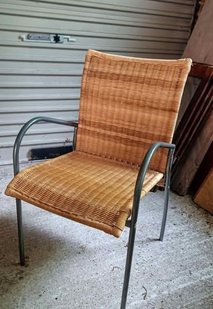 Photo of free Bedroom Chair (DA1) #1