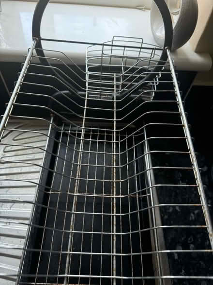 Photo of free Dish rack/Drainer (Wolverhampton WV10) #4