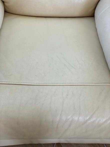 Photo of free Leather Reclining Chair (windsor-maidenhead-freegle CGA SL6) #3