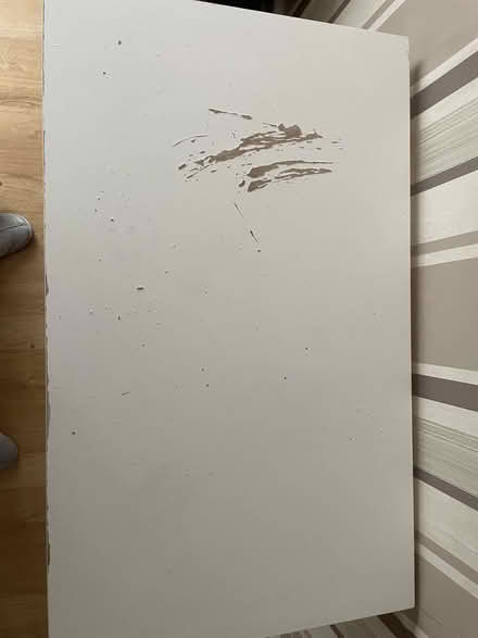 Photo of free White table from IKEA (Chigwell Row IG7) #1