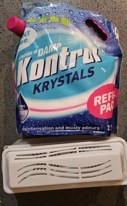 Photo of free Condensation trap plus pack crystals (Buggs Bottom RG4) #1