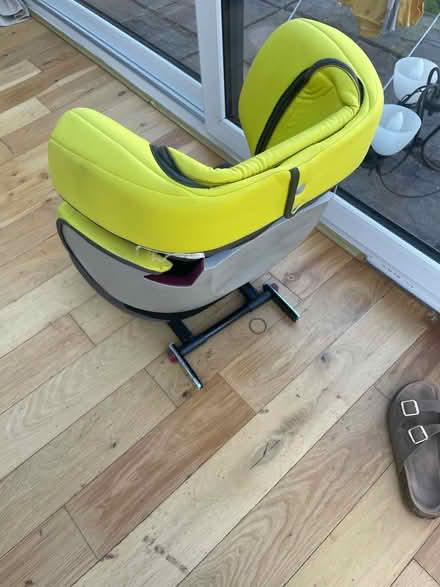 Photo of free Cybex car seat 15kg-36 (UB7) #2