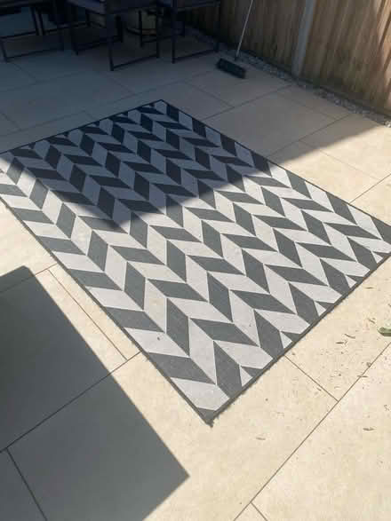 Photo of free Indoor/Outdoor Rug (SE25) #3