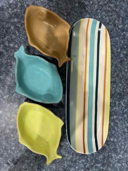 Photo of free Ceramic tray w/ fish shaped bowls (Westchase Fl) #1